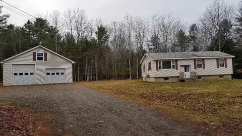 36 Pineview Ave, Glenburn, ME 04401 photo 1