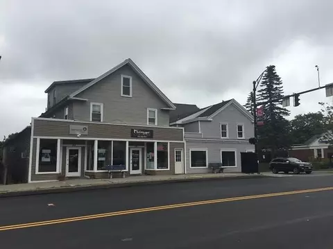 44 Main Street St, Orono, ME 04473 photo 1