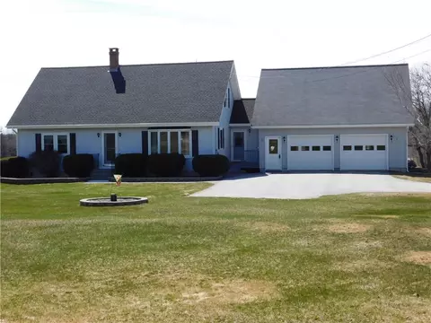 16 County Rd, Corinth, ME 04427 photo 1
