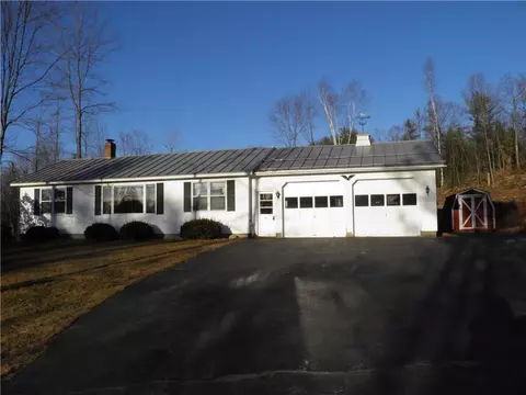 193 Main St, Jay, ME 04239 photo 1