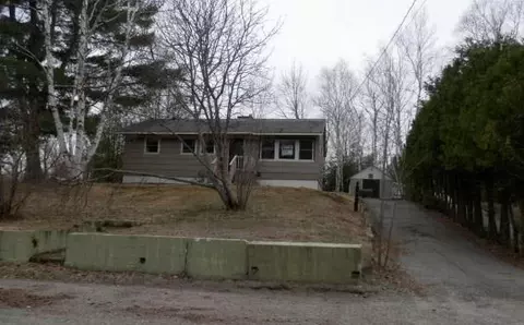 37 Westwood Ave, Millinocket, ME 04462 photo 1