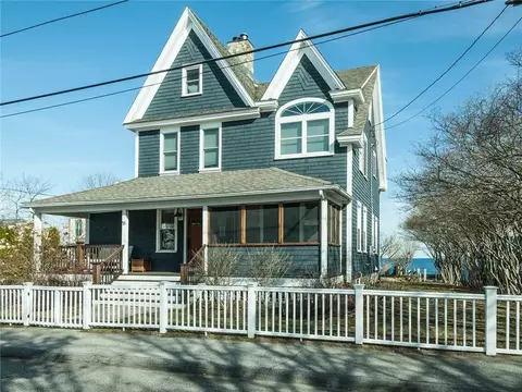 53 Freeman St, York, ME 03909