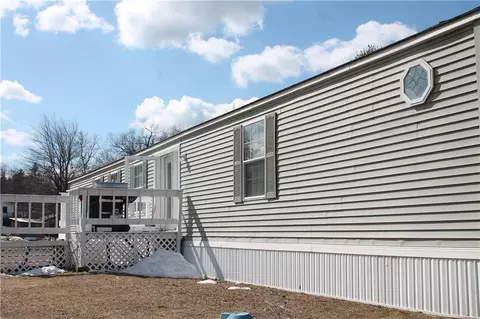 30 Middle Rd, Augusta, ME 04330 photo 1