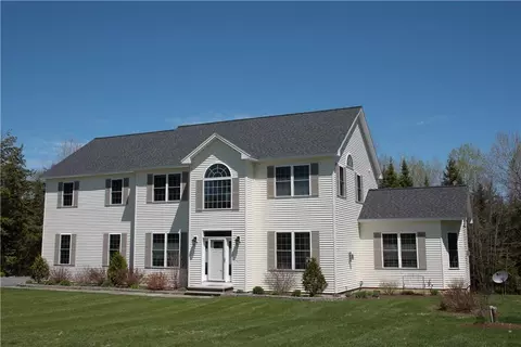 84 Maxfield Dr, Orono, ME 04473 photo 1