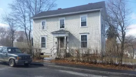 28 Maple St, Bath, ME 04530 photo 1