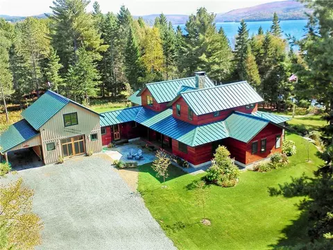118 Wigton Rd, Rangeley, ME 04970 photo 1