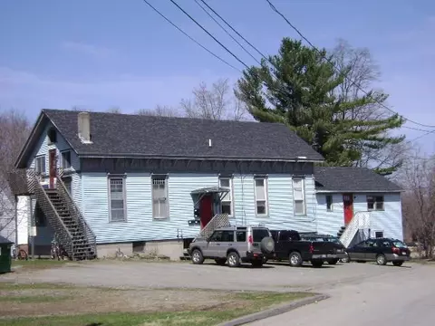 2 School St, Orono, ME 04473 photo 1