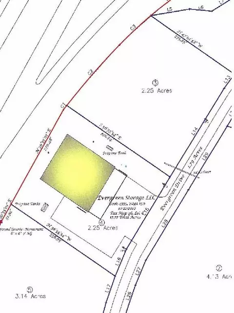 3 Evergreen Dr, Fairfield, ME 04937