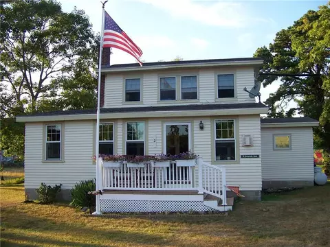 2 Seaside Ave, Saco, ME 04072 photo 1