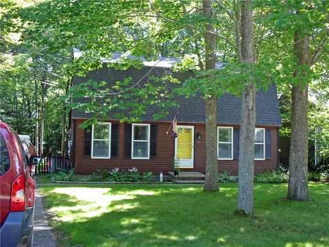 14 Ivanhoe Dr, Topsham, ME 04086 photo 1