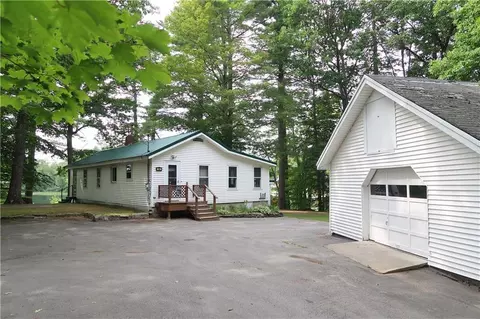 136 Albee Rd, Augusta, ME 04330 photo 1