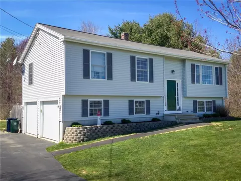 156 Guinea Rd, Biddeford, ME 04005 photo 1