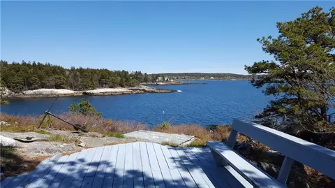 4 Gull Ln, Phippsburg, ME 04562 photo 1
