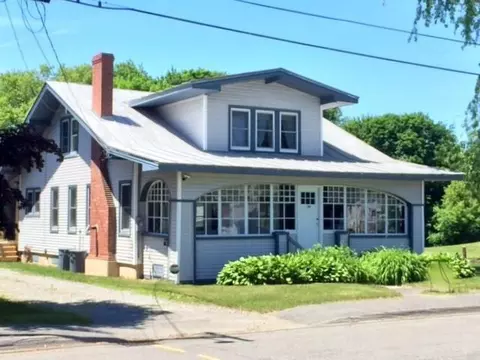 34 Maple St, Madison, ME 04950 photo 1