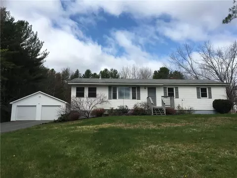 175 Klatt Rd, Hermon, ME 04401 photo 1