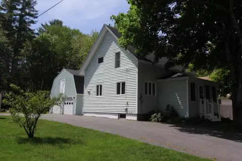 112 Pine St, Old Town, ME 04468 photo 1
