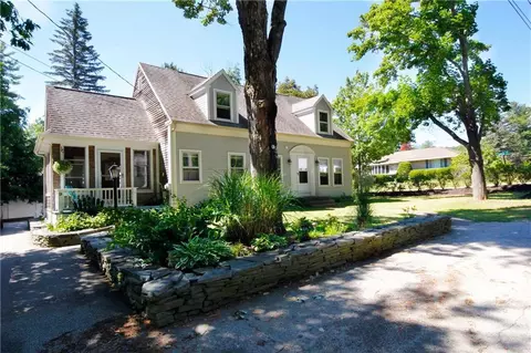 9 Lucerne St, Sanford, ME 04073 photo 1