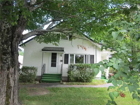 73 E Ridge Rd, Mars Hill, ME 04758 photo 1