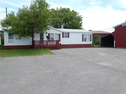25 Riverside Dr, Millinocket, ME 04462 photo 1