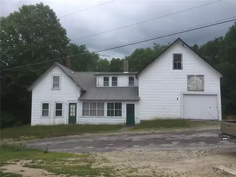 8 Valley Rd, Peru, ME 04290 photo 1