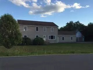 284 Exeter Rd, Corinth, ME 04427 photo 1