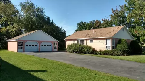 7 Thomas St, Madison, ME 04950 photo 1