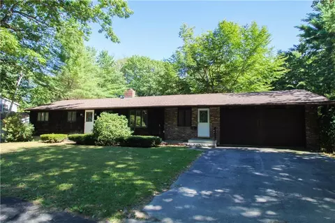 57 Ridgewood Dr, Augusta, ME 04330 photo 1