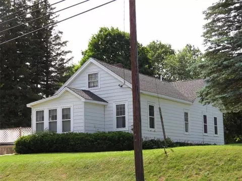 348 Riverside Dr, Augusta, ME 04330 photo 1