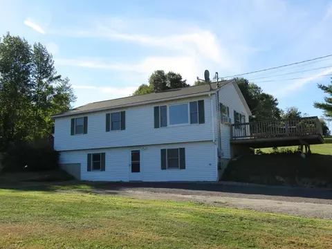 5 Howe Rd, Fairfield, ME 04937 photo 1