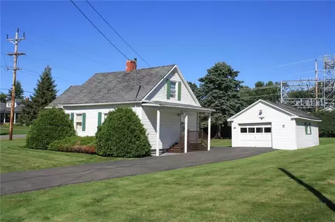 6 Morrison St, Mapleton, ME 04757 photo 1
