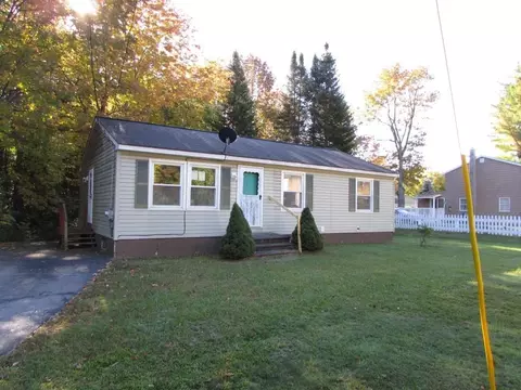 239 Scribner Blvd, Lewiston, ME 04240 photo 1