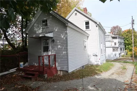 2 Jefferson St, Augusta, ME 04330 photo 1