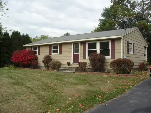 39 Cushnoc Dr, Augusta, ME 04330 photo 1