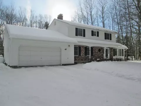 47 Minuteman Dr, Millinocket, ME 04462 photo 1