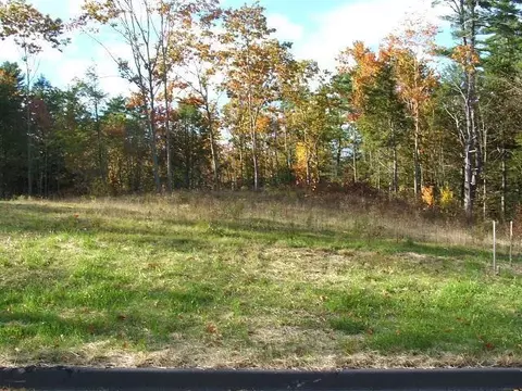 27 Mckenney Dr, Biddeford, ME 04005 photo 1