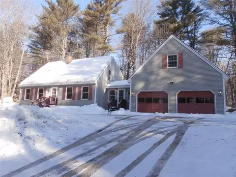 100 Stony Brook Dr, Limerick, ME 04048 photo 1