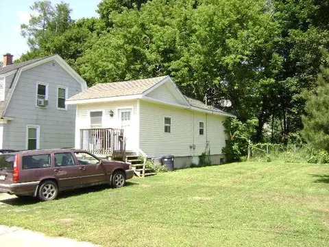 34 Middle St, Orono, ME 04473 photo 1