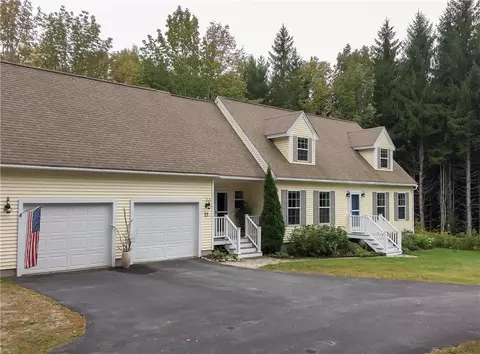 13 Governor Ln, Bath, ME 04530 photo 1