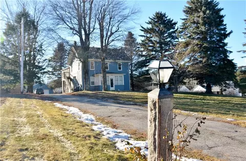 252 Pool St, Biddeford, ME 04005 photo 1