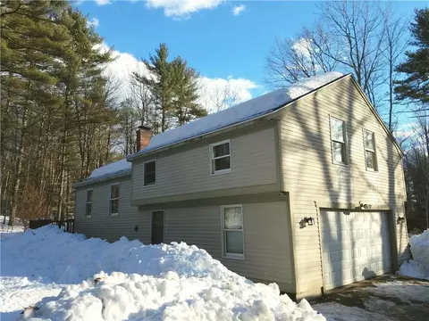 11 Chickadee Ln, Limerick, ME 04048 photo 1