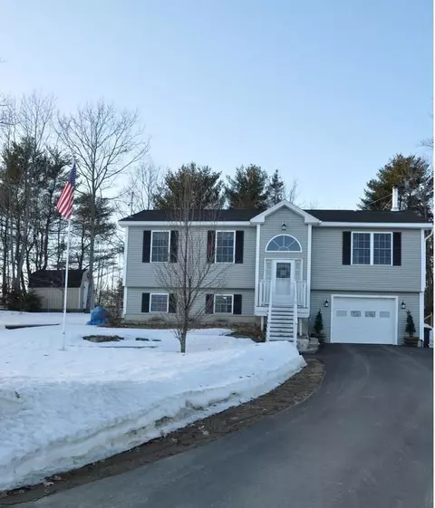 53 Fenway Dr, Hermon, ME 04401 photo 1