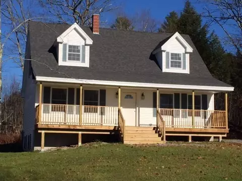 34 Lorelie Dr, Sabattus, ME 04280 photo 1