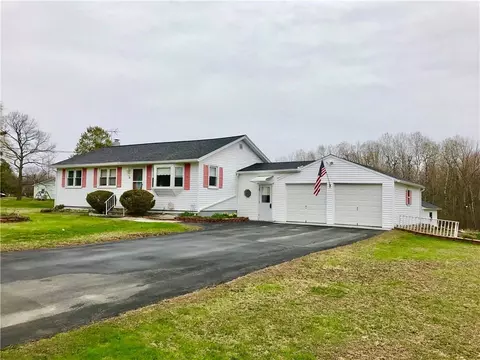 23 Black Stream Dr, Levant, ME 04456 photo 1