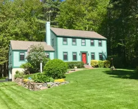 4 Christopher Rd, Kennebunk, ME 04043 photo 1