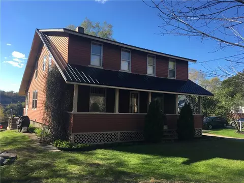644 Riverside Dr, Augusta, ME 04330 photo 1