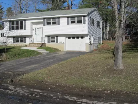 19 Cushnoc Dr, Augusta, ME 04330 photo 1