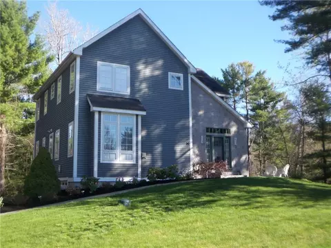 36 Youngs Xing S, Ogunquit, ME 03907 photo 1
