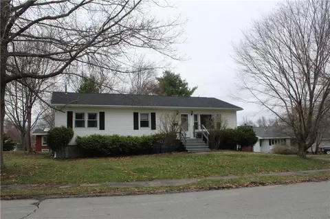 70 Juniper St, Bangor, ME 04401 photo 1