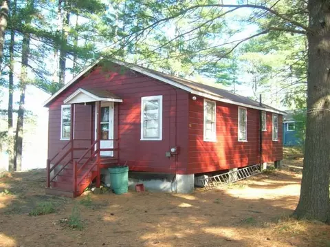 98 Cottage Rd, Limerick, ME 04048 photo 1