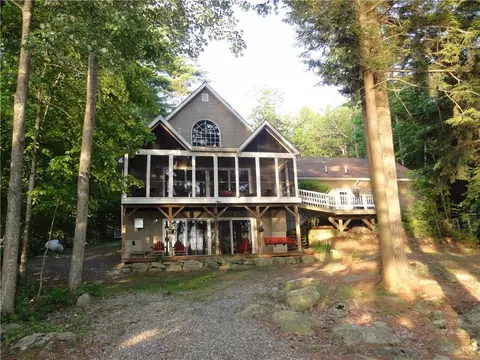 83 Lakeshore Dr, Belgrade, ME 04917 photo 1